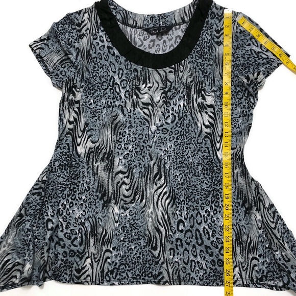 Black and Gray Animal Print Blouse | Size XL - Picture 12 of 12